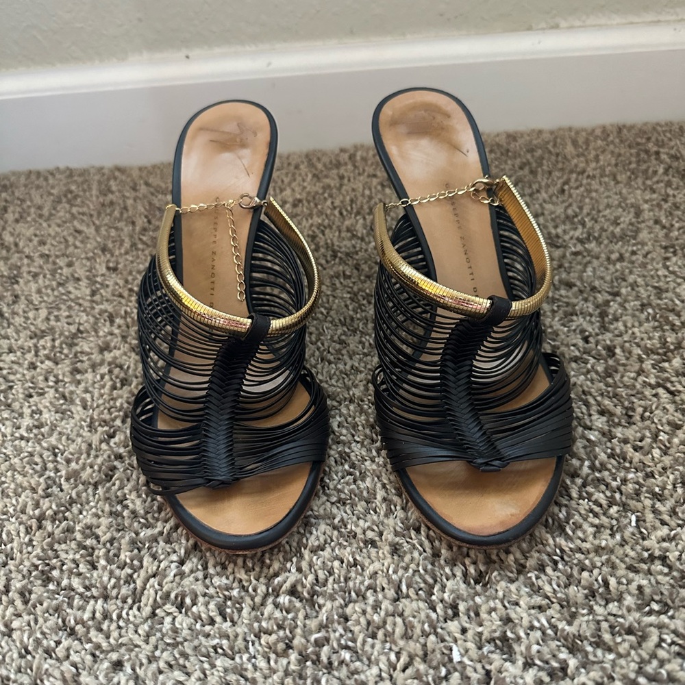 GIUSEPPE ZANOTTI Black Leather Metal Ankle Strap High Heel Size 38
